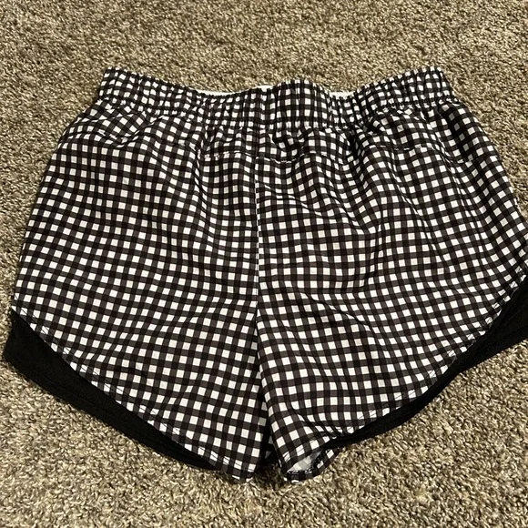 Athletic running shorts small - Picture 2 of 2
